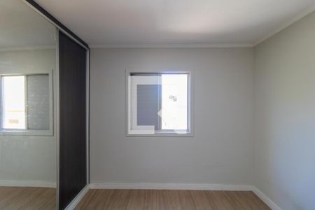 Quarto 01 de apartamento à venda com 2 quartos, 56m² em Vila Orozimbo Maia, Campinas