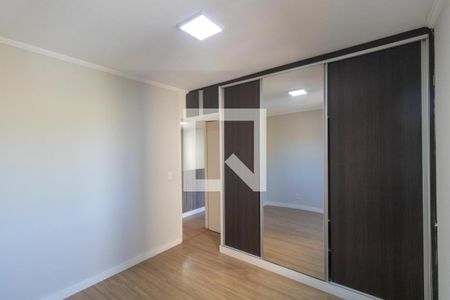 Quarto 01 de apartamento à venda com 2 quartos, 56m² em Vila Orozimbo Maia, Campinas
