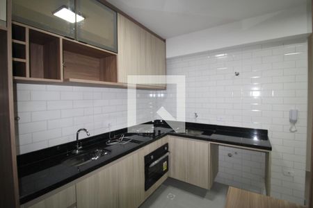 Sala / Cozinha de kitnet/studio para alugar com 1 quarto, 27m² em Santana, São Paulo