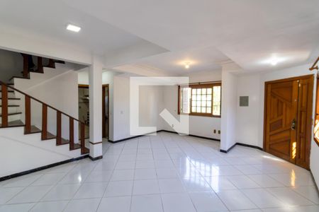 Casa à venda com 4 quartos, 300m² em Teresópolis, Porto Alegre