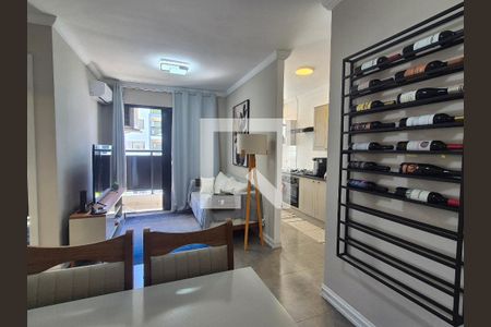 Sala  de apartamento à venda com 2 quartos, 50m² em Recreio dos Bandeirantes, Rio de Janeiro