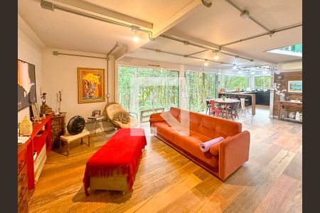 Sala de TV de casa para alugar com 1 quarto, 300m² em Potecas, São José