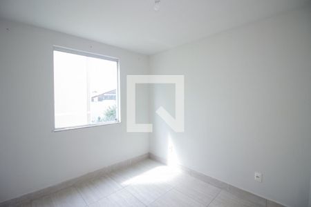 Quarto 2 de apartamento para alugar com 2 quartos, 56m² em Cabral, Contagem