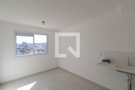 Sala e Cozinha de apartamento para alugar com 2 quartos, 32m² em Guaianases, São Paulo