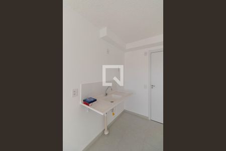 Cozinha e Área de Serviço de apartamento para alugar com 2 quartos, 32m² em Guaianases, São Paulo