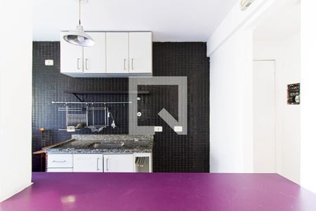 Cozinha de apartamento para alugar com 2 quartos, 57m² em Alto de Pinheiros, São Paulo