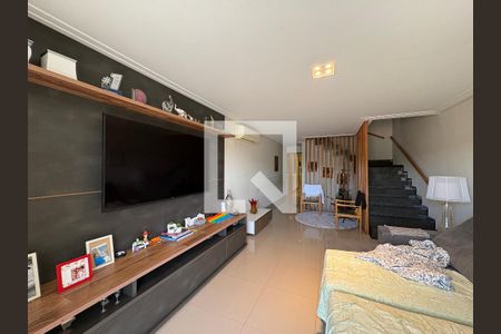 Casa à venda com 4 quartos, 190m² em Jardim Libano, São Paulo