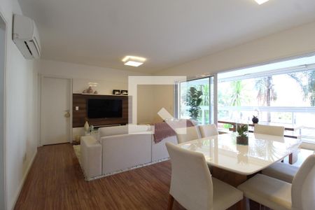 Sala de apartamento à venda com 3 quartos, 120m² em Vila Olímpia, São Paulo