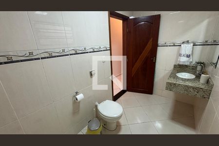 Banheiro de casa à venda com 3 quartos, 270m² em Centreville, Santo André