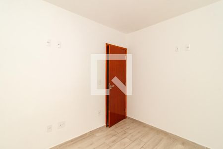 Quarto 2 de apartamento para alugar com 2 quartos, 41m² em Vila Paiva, São Paulo