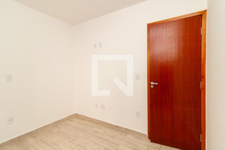 Quarto 2 de apartamento para alugar com 2 quartos, 41m² em Vila Paiva, São Paulo
