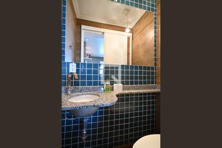 Lavabo de apartamento para alugar com 3 quartos, 206m² em Vila Sonia, São Paulo