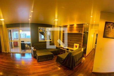 Apartamento para alugar com 3 quartos, 206m² em Vila Sonia, São Paulo