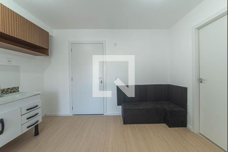 Sala - Cozinha Integrada de apartamento para alugar com 2 quartos, 32m² em Santo Amaro, São Paulo