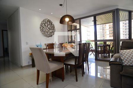 Sala de apartamento à venda com 4 quartos, 179m² em Barra da Tijuca, Rio de Janeiro