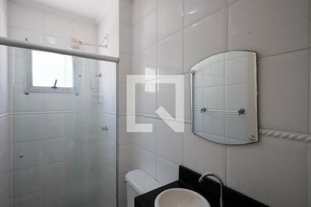 Banheiro  de apartamento à venda com 1 quarto, 42m² em Vila Mazzei, São Paulo