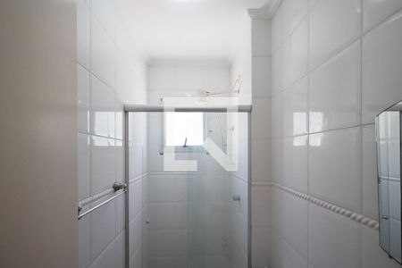 Banheiro de apartamento à venda com 1 quarto, 42m² em Vila Mazzei, São Paulo