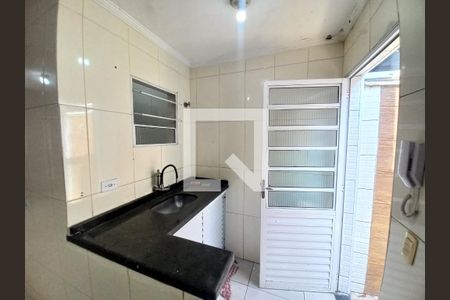 Cozinha de casa para alugar com 2 quartos, 92m² em Planalto Bela Vista, São Vicente