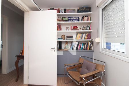 Quarto 1 de apartamento para alugar com 3 quartos, 96m² em Petrópolis, Porto Alegre