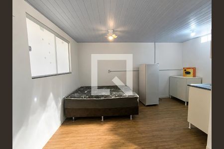 Sala/Quarto de kitnet/studio para alugar com 1 quarto, 18m² em Jardim Cidade de Florianopolis, São José