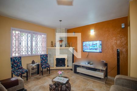 Sala de casa à venda com 4 quartos, 140m² em Nonoai, Porto Alegre