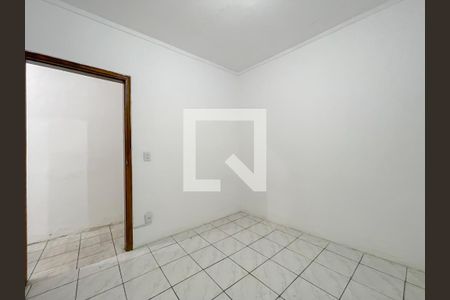 Quarto  de casa para alugar com 3 quartos, 177m² em Km 18, Osasco