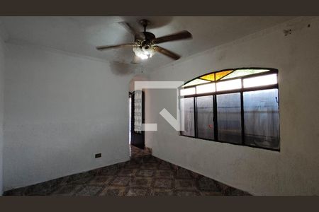 Sala de estar de casa para alugar com 3 quartos, 120m² em Vila Correa, Ferraz de Vasconcelos