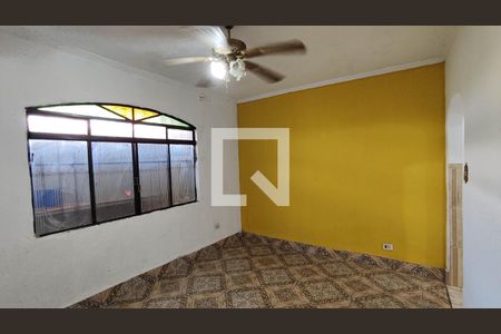Sala de estar de casa para alugar com 3 quartos, 120m² em Vila Correa, Ferraz de Vasconcelos