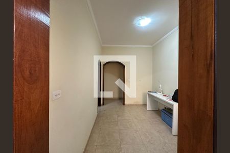Corredor de casa para alugar com 3 quartos, 207m² em Jardim do Vale, Jacareí