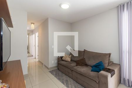 Sala de apartamento para alugar com 3 quartos, 75m² em Castelo, Belo Horizonte