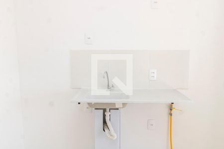 Sala/Cozinha de apartamento para alugar com 2 quartos, 45m² em Vila Nilo, São Paulo