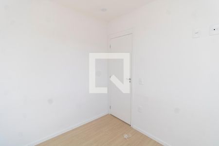 Quarto 1 de apartamento para alugar com 2 quartos, 45m² em Vila Nilo, São Paulo