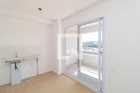 Sala/Cozinha de apartamento para alugar com 2 quartos, 45m² em Vila Nilo, São Paulo
