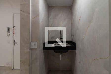 Cozinha de kitnet/studio para alugar com 1 quarto, 20m² em Água Branca, São Paulo