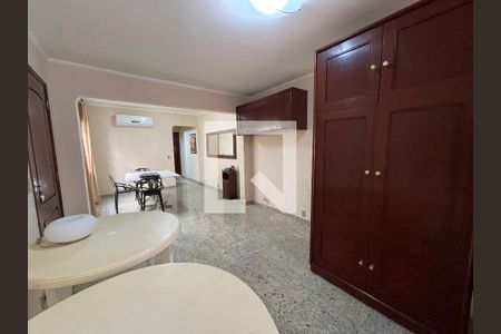 Sala de casa à venda com 3 quartos, 135m² em Vila Albano, São Paulo