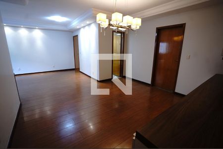 Apartamento para alugar com 4 quartos, 142m² em Setor Bueno, Goiânia