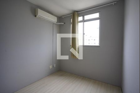 Quarto 1 de apartamento para alugar com 2 quartos, 48m² em Morro Santana, Porto Alegre