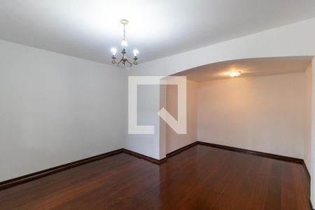Salas de casa para alugar com 3 quartos, 350m² em Jardim Sao Carlos, Campinas