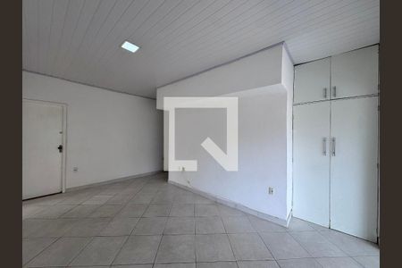 Sala (Segundo andar) de casa de condomínio para alugar com 4 quartos, 229m² em Vargem Pequena, Rio de Janeiro