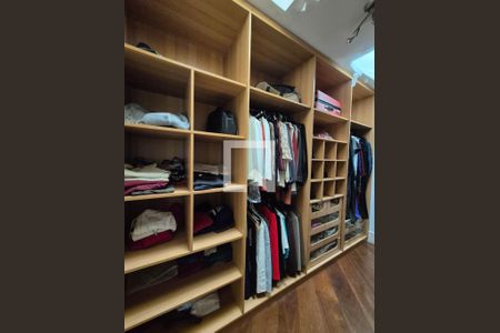 Closet de casa de condomínio à venda com 5 quartos, 870m² em Alphaville Residencial Um, Barueri