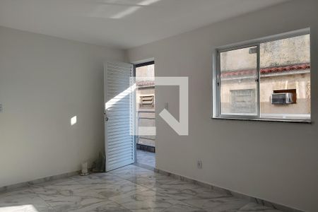 Sala/Cozinha de apartamento para alugar com 1 quarto, 32m² em Freguesia (jacarepaguá), Rio de Janeiro