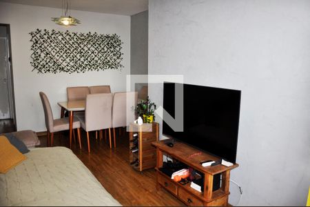 Detalhe - Sala e Sala de Jantar de apartamento à venda com 2 quartos, 60m² em Vila Mangalot, São Paulo