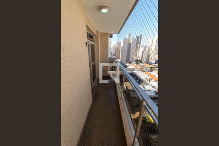 SACADA de apartamento à venda com 3 quartos, 141m² em Centro, Campinas