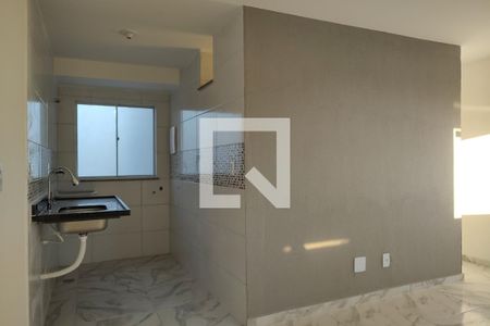 Sala/Cozinha de apartamento para alugar com 1 quarto, 32m² em Freguesia (jacarepaguá), Rio de Janeiro