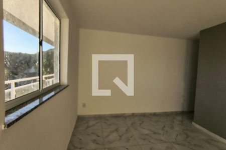 Sala de apartamento para alugar com 1 quarto, 32m² em Freguesia (jacarepaguá), Rio de Janeiro