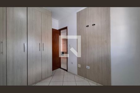 Quarto 1 de apartamento para alugar com 2 quartos, 74m² em Vila Mazzei, Santo André