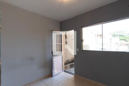 Casa para alugar com 2 quartos, 60m² em Parque das Paineiras, Sorocaba