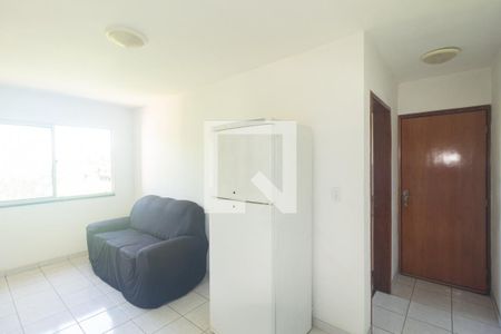 Sala de apartamento para alugar com 2 quartos, 49m² em Cosmos, Rio de Janeiro