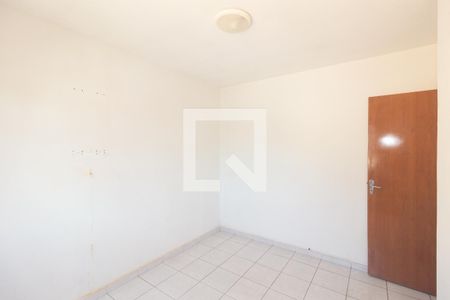 Quarto 1 de apartamento para alugar com 2 quartos, 49m² em Cosmos, Rio de Janeiro