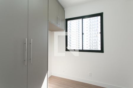 Quarto 1  de apartamento para alugar com 2 quartos, 38m² em Vila Campanela, São Paulo